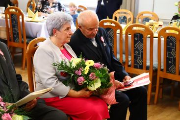 Złote Gody w gminie Czarnożyły. Medale prezydenta RP za długoletnie pożycie przyznano 12 parom